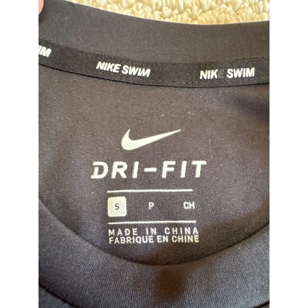 Nike Swim Dri-FIT Rash Guard Black Small Mens Short Sleeve UPF 40+ Shirt Logo